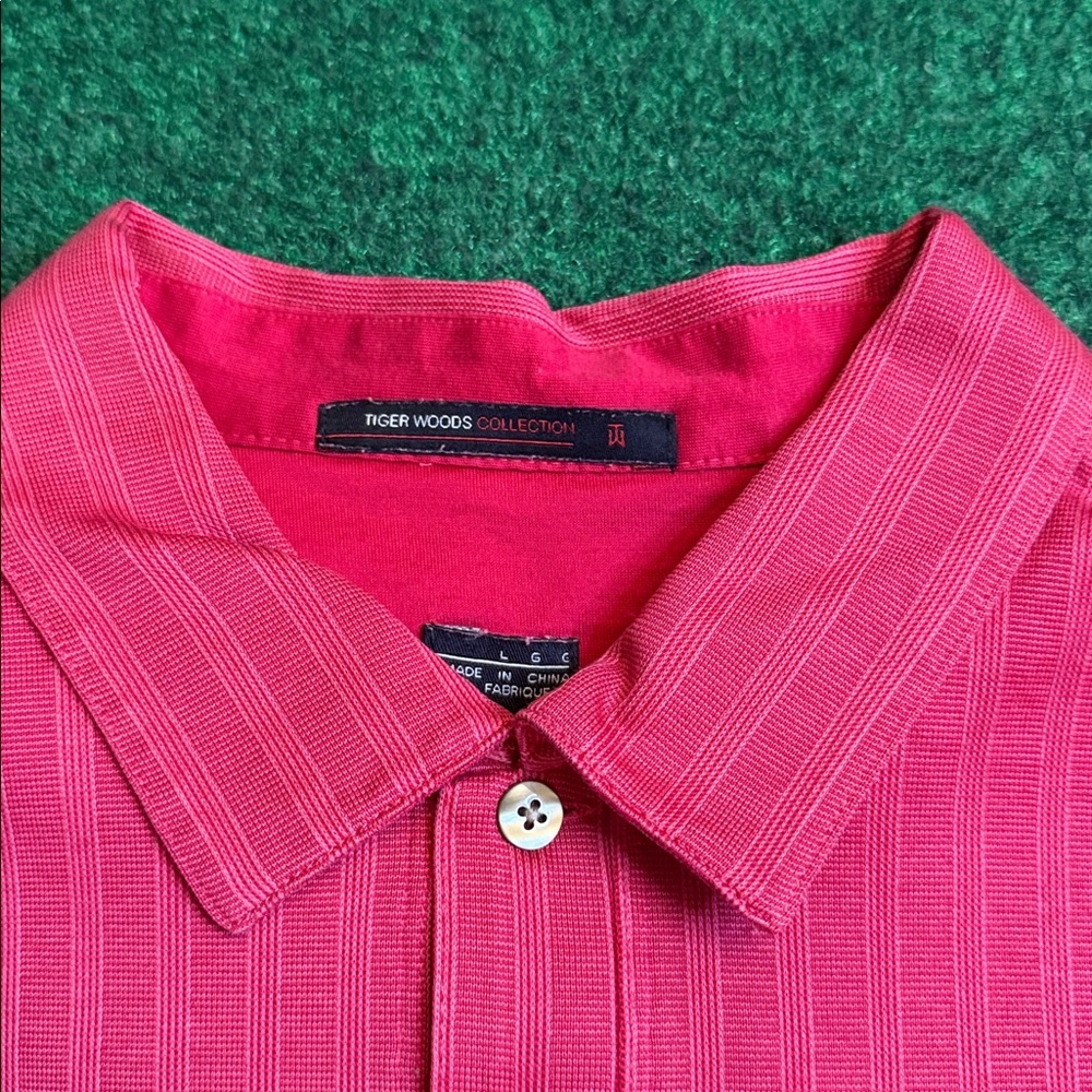 Vintage Tiger Woods Collection by Nike Dri-Fit Polo (Light red-ish color / Sz L)